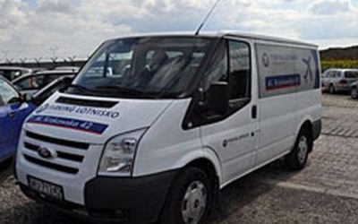 Gdzie zostawić auto na lotnisku Chopina?