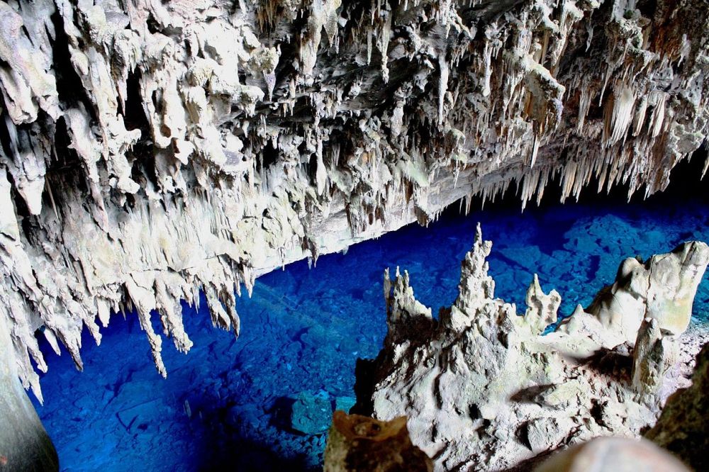 Jaskinia Niebieskiego Jeziora grafika