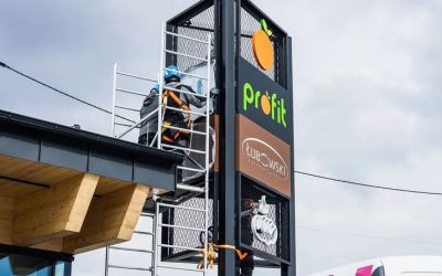 Anatomia Nowoczesnej Reklamy: Technologia i Materiały Stojące za Skutecznością i Trwałością Nośników Wizualnych