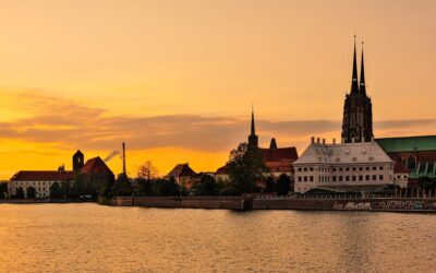 Idealna przestrzeń na szkolenie firmowe – jak wybrać salę, która wspiera efektywność zespołu?