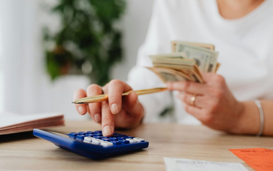 Koszty pożyczek pozabankowych: Jak zrozumieć realną cenę szybkiego finansowania?