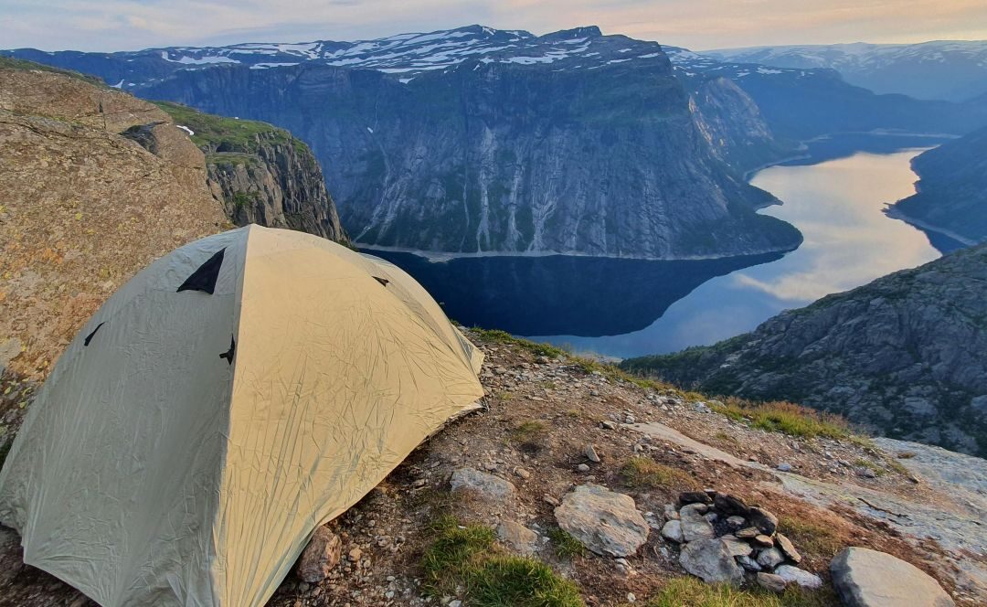Tanie podróżowanie po Norwegii: sprawdzone sposoby na niskobudżetowy wyjazd