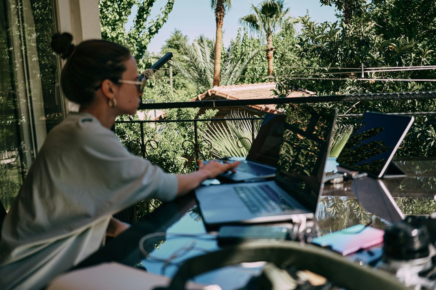 aleh-tsikhanau-KfnUVCCTDDI-unsplash praca zdalna